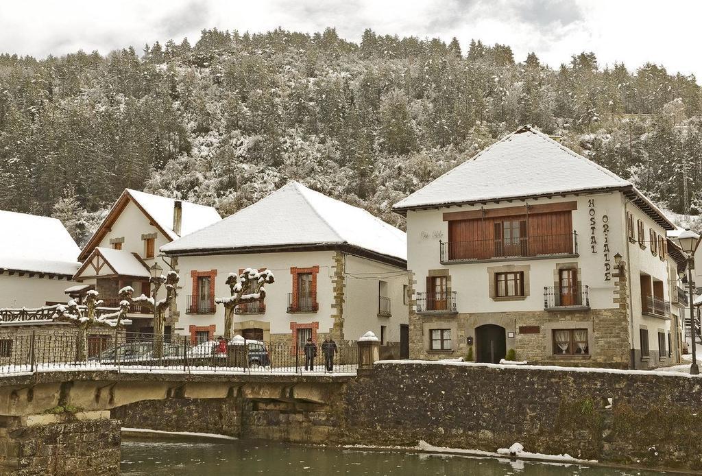Hostal Orialde Ochagavía Extérieur photo