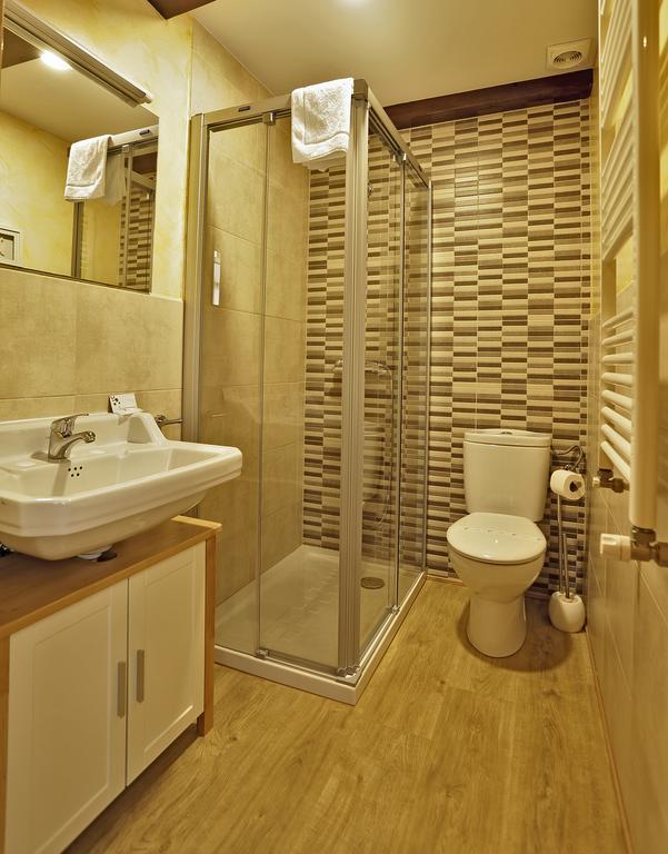 Hostal Orialde Ochagavía Extérieur photo